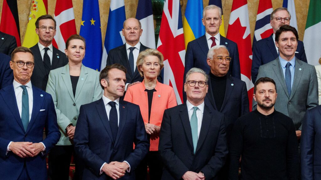 Líderes de la UE se reúnen para contrarrestar la presión de Rusia, China y Trump