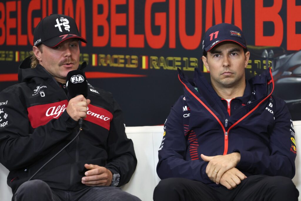 "Bottas respalda a 'Checo' Pérez: Confianza total en la nueva dupla de Cadillac F1"