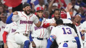 DOMINICANA INICIA CON TRIUNFO APLASTANTE A NICARAGUA