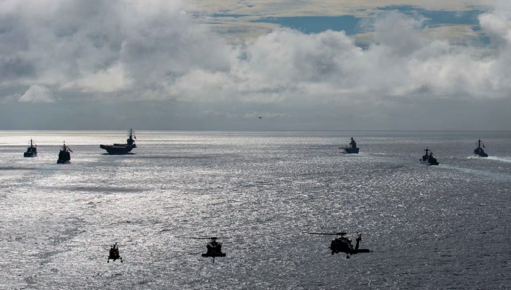 Irán Aumenta la presión militar en el estrecho de Ormuz